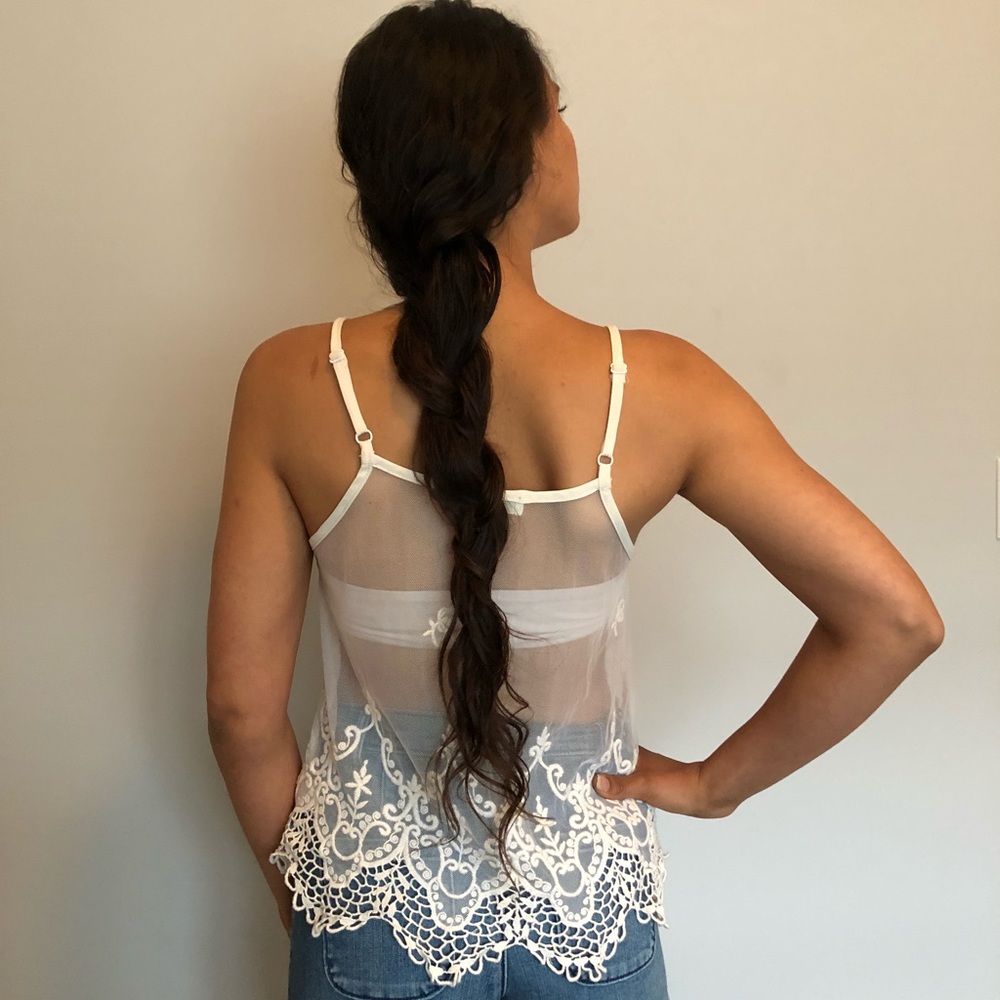 Umgee white lace tank